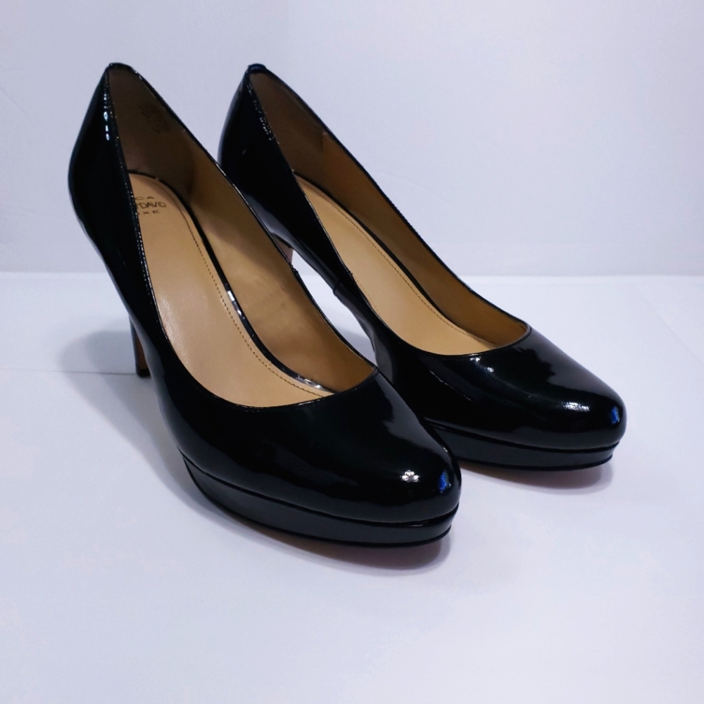 Joan & David Luxe Pearly Black Patent Leather Heels (9.5)